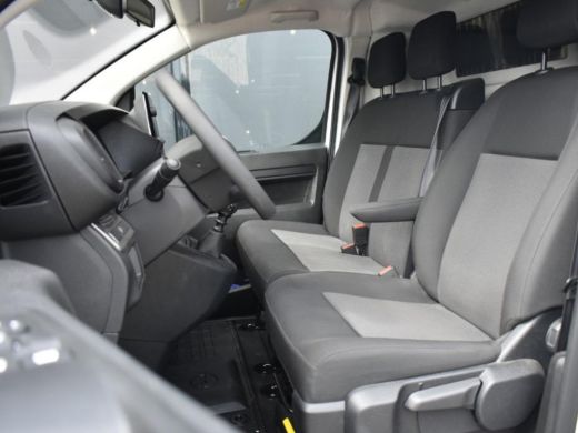 Citroën Jumpy 2.0 BlueHDI 145 L2 € 4.390, - Voorraad Voordeel | City NAV Pakket | Afneembare trekhaak (zwanenha... ActivLease financial lease