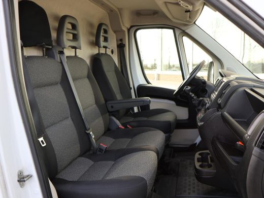 Fiat Ducato 35 2.3 MJ 140 PK L4H3 EURO 6 + CAMERA | IMPERIAAL | CRUISE CONTROL | AIRCO ActivLease financial lease