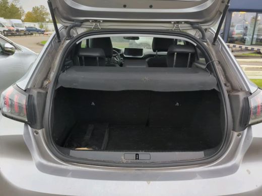 Peugeot 208 1.2 PureTech Allure VERWACHT | Navigatie | Camera | Getint Glas ActivLease financial lease