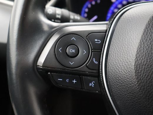 Toyota Corolla 1.8 HYBRID FIRST EDITION *BTW* + ADAPTIVE CRUISE / 17 INCH / LED / NAVIGATIE ActivLease financial lease