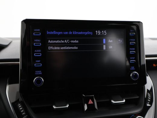 Toyota Corolla 1.8 HYBRID FIRST EDITION *BTW* + ADAPTIVE CRUISE / 17 INCH / LED / NAVIGATIE ActivLease financial lease