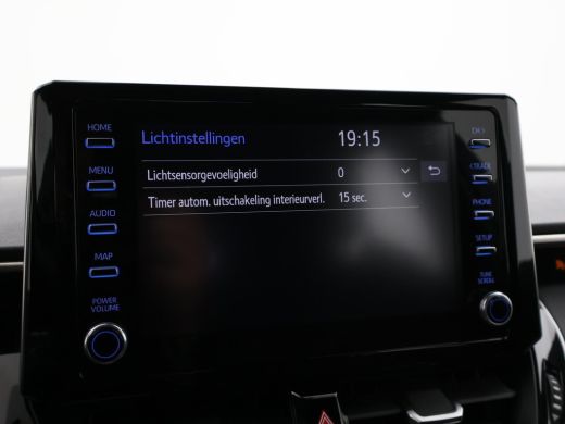 Toyota Corolla 1.8 HYBRID FIRST EDITION *BTW* + ADAPTIVE CRUISE / 17 INCH / LED / NAVIGATIE ActivLease financial lease