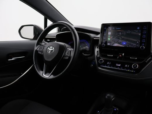 Toyota Corolla 1.8 HYBRID FIRST EDITION *BTW* + ADAPTIVE CRUISE / 17 INCH / LED / NAVIGATIE ActivLease financial lease