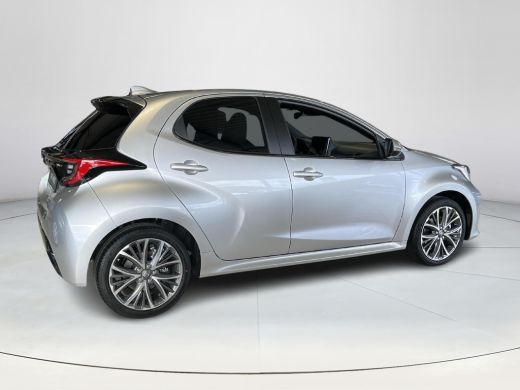 Toyota Yaris 1.5 Hybrid 130 Executive | Uit voorraad leverbaar! | ActivLease financial lease