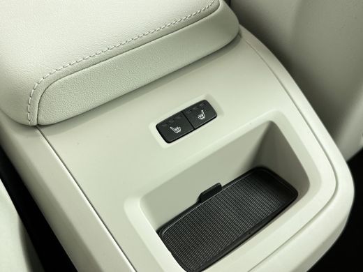 Volvo  XC60 Recharge T6 AWD Plus Bright | 20" | Panoramadak | Elektrisch verst. stoelen | Adaptieve cruise co... ActivLease financial lease