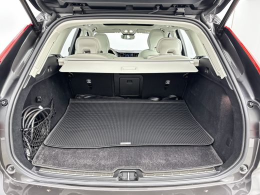 Volvo  XC60 Recharge T6 AWD Plus Bright | 20" | Panoramadak | Elektrisch verst. stoelen | Adaptieve cruise co... ActivLease financial lease