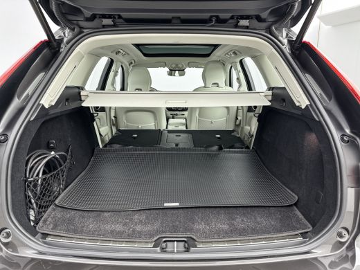 Volvo  XC60 Recharge T6 AWD Plus Bright | 20" | Panoramadak | Elektrisch verst. stoelen | Adaptieve cruise co... ActivLease financial lease
