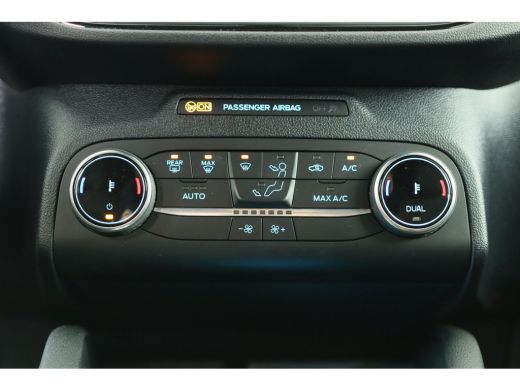 Ford Kuga 2.5 PHEV ST-Line | Navigatie | Camera | Keyless | Climate Control | Parkeersensoren V+A | Lichtme... ActivLease financial lease
