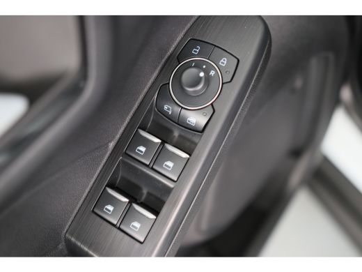 Ford Kuga 2.5 PHEV ST-Line | Navigatie | Camera | Keyless | Climate Control | Parkeersensoren V+A | Lichtme... ActivLease financial lease