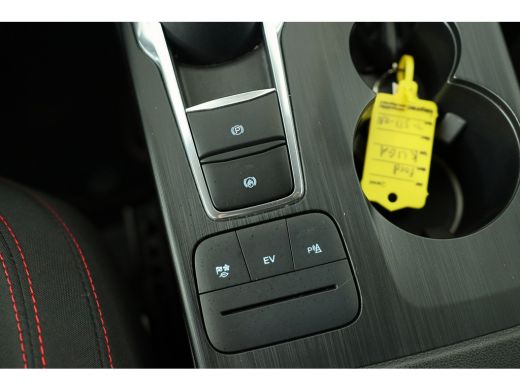 Ford Kuga 2.5 PHEV ST-Line | Navigatie | Camera | Keyless | Climate Control | Parkeersensoren V+A | Lichtme... ActivLease financial lease