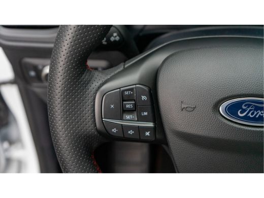 Ford Kuga 2.5 PHEV 225PK ST-Line Gratis Trekhaak! | Standverwarming | Camera achter | Climate Control | Cru... ActivLease financial lease