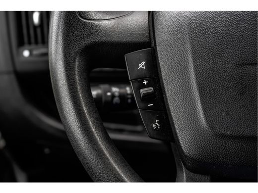 Peugeot Boxer **2.0 BlueHDI L1H1 | Euro 6 | 7-Persoons | nieuwe motor | Cruise | Airco | Camera | DC** ActivLease financial lease