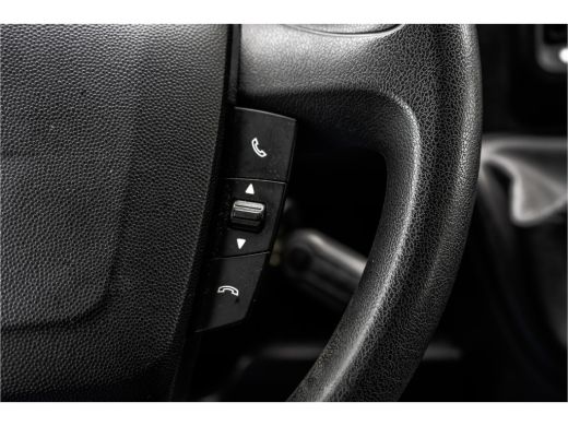 Peugeot Boxer **2.0 BlueHDI L1H1 | Euro 6 | 7-Persoons | nieuwe motor | Cruise | Airco | Camera | DC** ActivLease financial lease