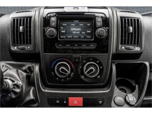 Peugeot Boxer **2.0 BlueHDI L1H1 | Euro 6 | 7-Persoons | nieuwe motor | Cruise | Airco | Camera | DC** ActivLease financial lease