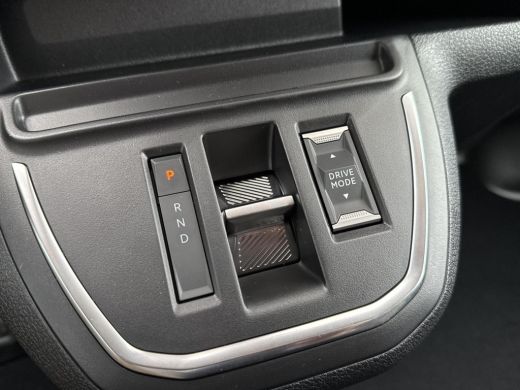 Toyota PROACE Electric Worker Challenger Extra Range Long L2 75 kWh Toyota PROACE Electric Worker Challenger Extra Range Long 7... ActivLease financial lease
