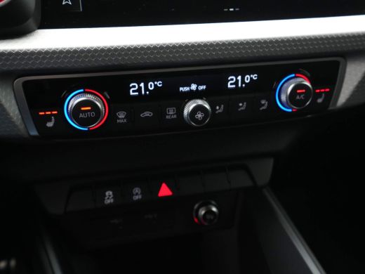 Audi A1 Sportback 25 TFSI S edition Verw. voorstoelen Keyless Climate control CarPlay ActivLease financial lease