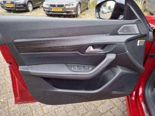 Peugeot 508 SW 1.6 HYbrid Première | Panoramadak | Stoelverwarming | Elek. Achterklep | Navigatie  | Focal ActivLease financial lease