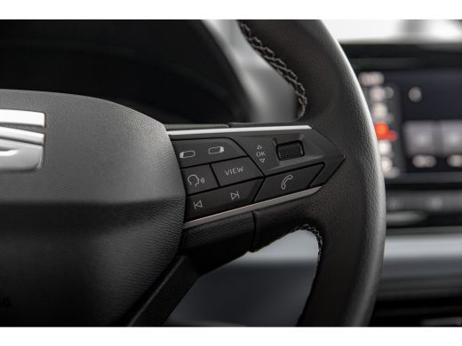 Seat Arona SEAT Style | Airconditioning automatisch met 2-zone-temperatuurregeling | Automatisch dimmende bi... ActivLease financial lease