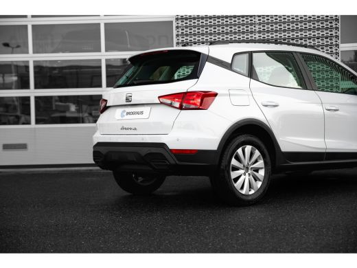 Seat Arona SEAT Style | Airconditioning automatisch met 2-zone-temperatuurregeling | Automatisch dimmende bi... ActivLease financial lease