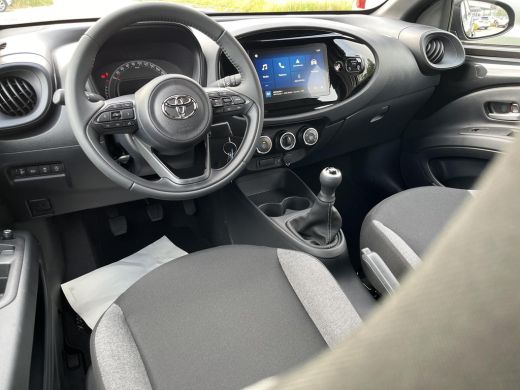 Toyota Aygo X 1.0 VVT-i MT Play Toyota Aygo X 1.0 VVT-i MT play | Nieuw te bestellen | ActivLease financial lease