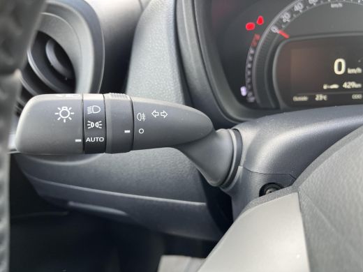 Toyota Aygo X 1.0 VVT-i MT Play Toyota Aygo X 1.0 VVT-i MT play | Nieuw te bestellen | ActivLease financial lease