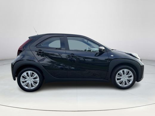 Toyota Aygo X 1.0 VVT-i MT Play Toyota Aygo X 1.0 VVT-i MT play | Nieuw te bestellen | ActivLease financial lease