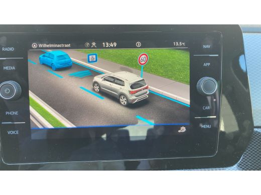 Volkswagen T-Cross 1.0 TSI 95 pk Life Edition | Multimedia pakket | Comfort pakket | Stoelverwarming | Apple Carplay | ActivLease financial lease