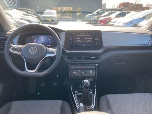 Volkswagen T-Cross 1.0 TSI 95 pk Life Edition | Multimedia pakket | Comfort pakket | Stoelverwarming | Apple Carplay | ActivLease financial lease