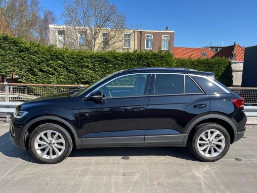 Volkswagen T-Roc 1.0 TSI 115 pk Life Edition | Comfort pakket | Apple Carplay | Keyless Entry | Achteruitrijcamera | ActivLease financial lease