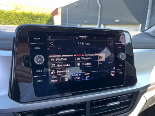 Volkswagen T-Roc 1.0 TSI 115 pk Life Edition | Comfort pakket | Apple Carplay | Keyless Entry | Achteruitrijcamera | ActivLease financial lease