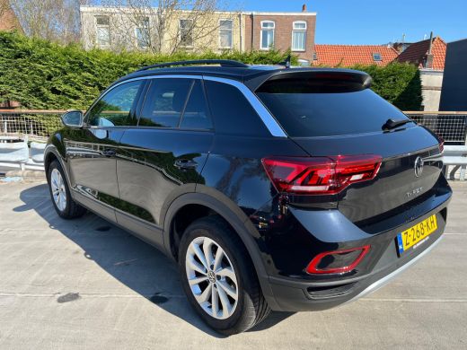 Volkswagen T-Roc 1.0 TSI 115 pk Life Edition | Comfort pakket | Apple Carplay | Keyless Entry | Achteruitrijcamera | ActivLease financial lease