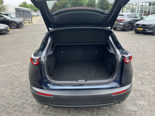 Mazda CX-30 2.0 e-SkyActiv-X M Hybrid Luxury | elektrisch glazen schuif-/kanteldak| BOSE Audio| Apple Carplay... ActivLease financial lease