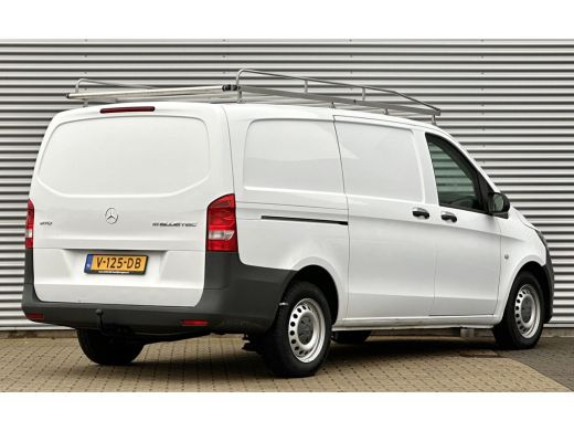 Mercedes Vito 111 CDI L2 Trekhaak airco. weinig km's Mercedes-Benz Vito 111 CDI Lang Trekhaak airco. weinig km's ActivLease financial lease