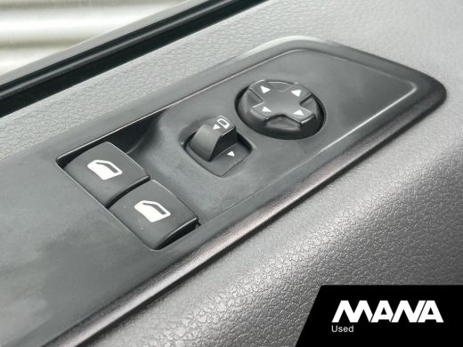 Peugeot Expert 1.5 BlueHDI 100PK Navigatie Airco Bluetooth Trekhaak Cruise control ActivLease financial lease