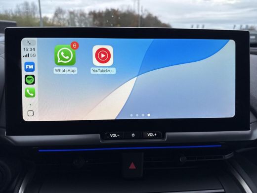 Toyota C-HR 2.0 Plug-in Hybrid 220 Executive **PANORAMADAK/ JBL AUDIO/ STUURVERWARMING** ActivLease financial lease