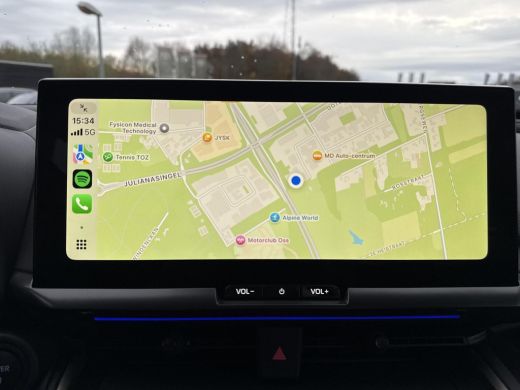 Toyota C-HR 2.0 Plug-in Hybrid 220 Executive **PANORAMADAK/ JBL AUDIO/ STUURVERWARMING** ActivLease financial lease