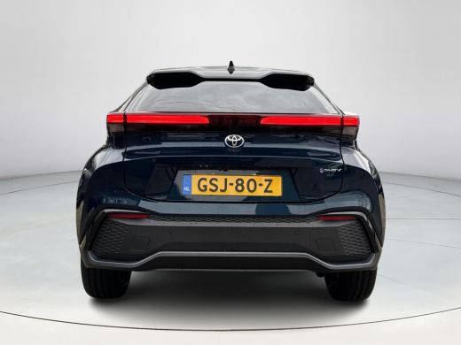 Toyota C-HR 2.0 Plug-in Hybrid 220 Executive **PANORAMADAK/ JBL AUDIO/ STUURVERWARMING** ActivLease financial lease