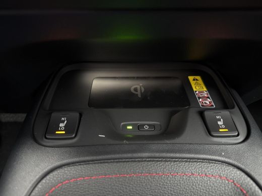 Toyota Corolla Hybrid 140 GR Sport **NAVIGATIE/ STOELVERWARMING/ PARKEERCAMERA** ActivLease financial lease