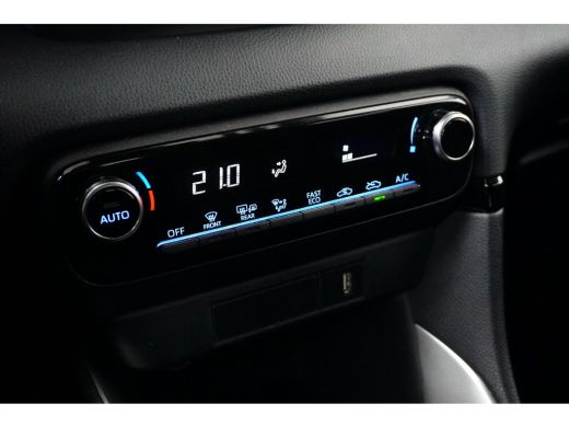 Toyota Yaris 1.5 Hybrid Active | Navigatie | Camera | Climate control | Cruise adaptief | ActivLease financial lease