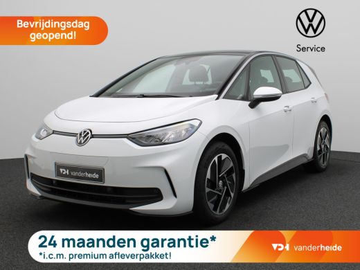 Volkswagen ID.3 Pro 58 kWh 204PK Facelift, achteruitrijcamera, keyless, stuur/stoelverwarming, alarm, 18'' lichtm... Volkswagen ID.3 Pro 58 kWh 204PK Facelift, achteruitrijcamera, keyless, stuur/stoelverwarming, alarm, 18'' lichtm...