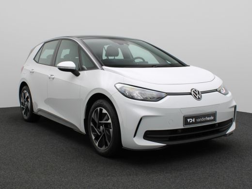 Volkswagen ID.3 Pro 58 kWh 204PK Facelift, achteruitrijcamera, keyless, stuur/stoelverwarming, alarm, 18'' lichtm... ActivLease financial lease