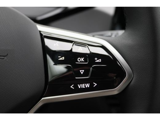 Volkswagen ID.3 Pro 58 kWh 204PK Facelift, achteruitrijcamera, keyless, stuur/stoelverwarming, alarm, 18'' lichtm... ActivLease financial lease