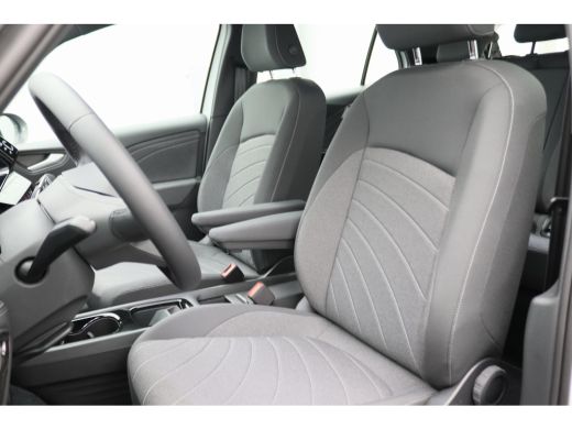 Volkswagen ID.3 Pro 58 kWh 204PK Facelift, achteruitrijcamera, keyless, stuur/stoelverwarming, alarm, 18'' lichtm... ActivLease financial lease