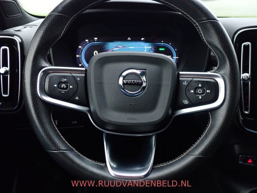 Volvo  XC40 Recharge P8 AWD R-Design SOH 90% KEYLESS/TREKHAAK/CAMERA ActivLease financial lease