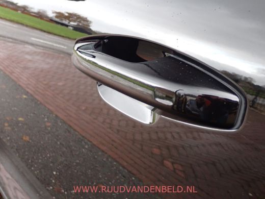 Volvo  XC40 Recharge P8 AWD R-Design SOH 90% KEYLESS/TREKHAAK/CAMERA ActivLease financial lease