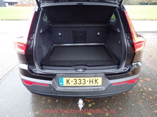 Volvo  XC40 Recharge P8 AWD R-Design SOH 90% KEYLESS/TREKHAAK/CAMERA ActivLease financial lease