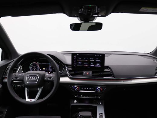 Audi Q5 50 TFSI e S edition 299PK S-Tronic Luchtvering, matrix LED, 360gr. camera, side assist, panoramad... ActivLease financial lease