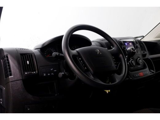 Peugeot Boxer 335 2.2 BlueHDi 140pk L2H2 Premium Airco/Navi 11-2019 ActivLease financial lease