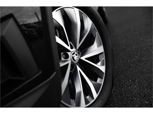 Skoda Kodiaq 2.0TSI 190pk | 4WD | Panodak | Leer | Trekhaak | 7-Persoons | ActivLease financial lease