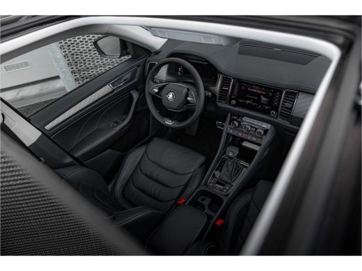 Skoda Kodiaq 2.0TSI 190pk | 4WD | Panodak | Leer | Trekhaak | 7-Persoons | ActivLease financial lease
